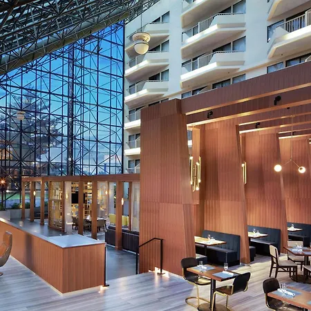 Doubletree By Hilton Hotel Newark Airport-2